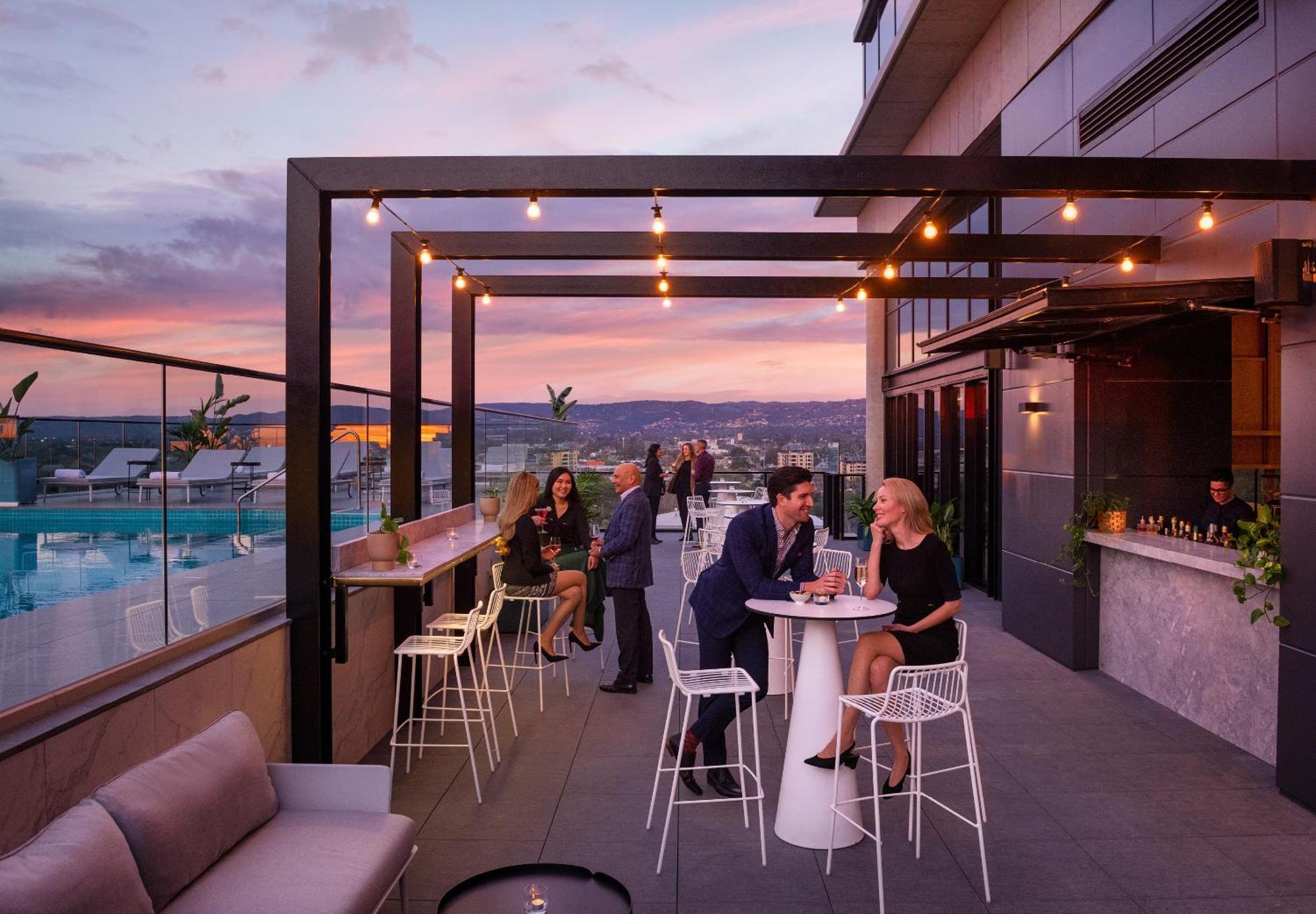 Crowne Plaza Adelaide, an IHG Hotel Exterior foto
